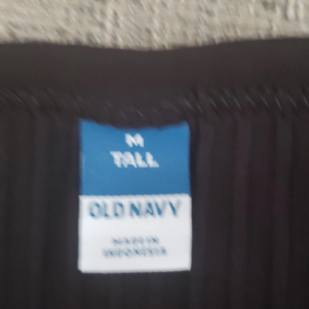 2 Old Navy Ribbed Tank - Picture 7 of 8